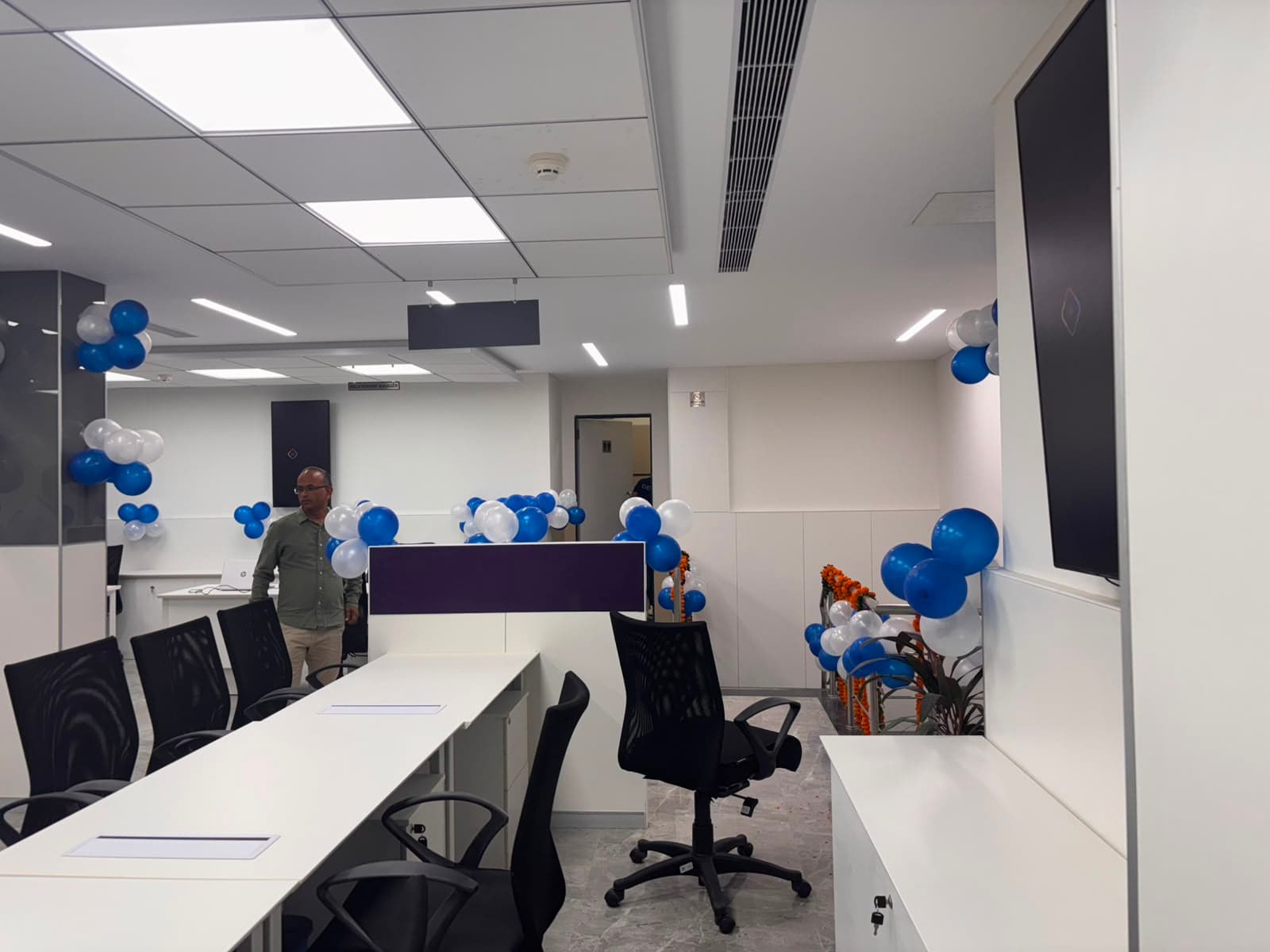 HDFC Bank — Sec-53, Noida